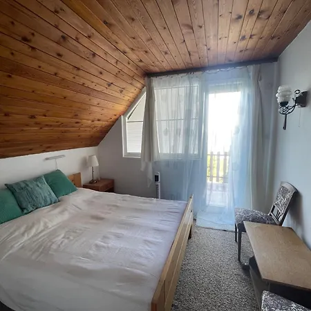 Topart Vendeghaz Balatongyoeroek, Lakeside House Dom wakacyjny *